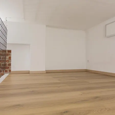 Volvinioone Monolocale Uso Esclusivo In Cermenate Διαμέρισμα Μιλάνο